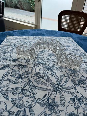 Tafeldecoratie voor bloemen in glas beschikbaar voor biedingen