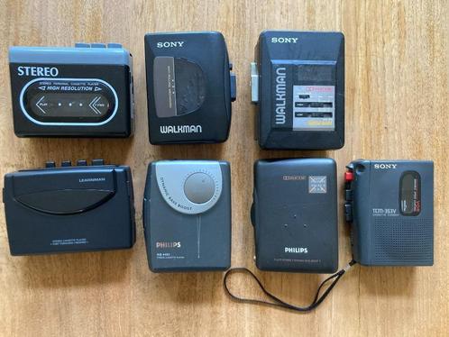② Lot de 7 baladeurs Sony Philips années 80 défectueux — Walkman, Discman &  Lecteurs de MiniDisc — 2ememain