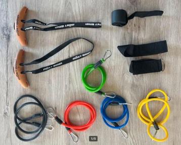 Fitnessmateriaal beschikbaar voor biedingen