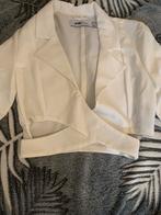 veste très chic blanche , taille XS, à venir chercher !, Vêtements | Femmes, Vestes & Costumes, Kyslie, Comme neuf, Taille 34 (XS) ou plus petite