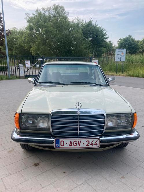 Mercedes E280 oldtimer 1981, Auto's, Mercedes-Benz, Particulier, Benzine, Ophalen