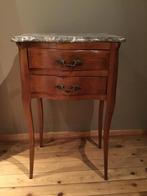 Antiek kastje, Ophalen