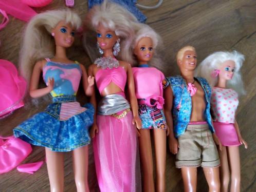 Barbie Ken Sindy... +-80/90 + extra kleren, Enfants & Bébés, Jouets | Poupées, Utilisé, Barbie, Enlèvement ou Envoi