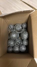 Kerstballen 21 stuks verschillende grote, Ophalen, Zo goed als nieuw