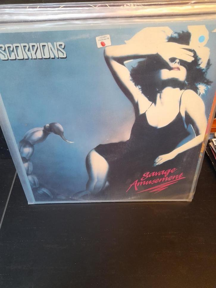 lp - scorpions - savage amusement - vak 16, Cd's en Dvd's, Vinyl | Hardrock en Metal, Gebruikt, Ophalen of Verzenden
