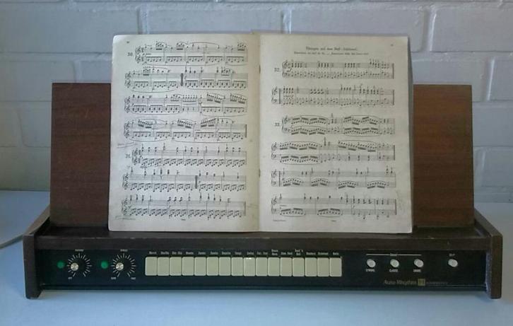 Hammond FR-2D Drum, Muziek en Instrumenten, Drumcomputers, Zo goed als nieuw, Overige merken, Ophalen