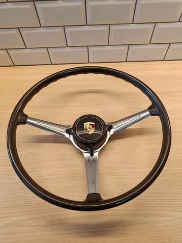 Porsche 356 b/c stuurwiel beschikbaar voor biedingen