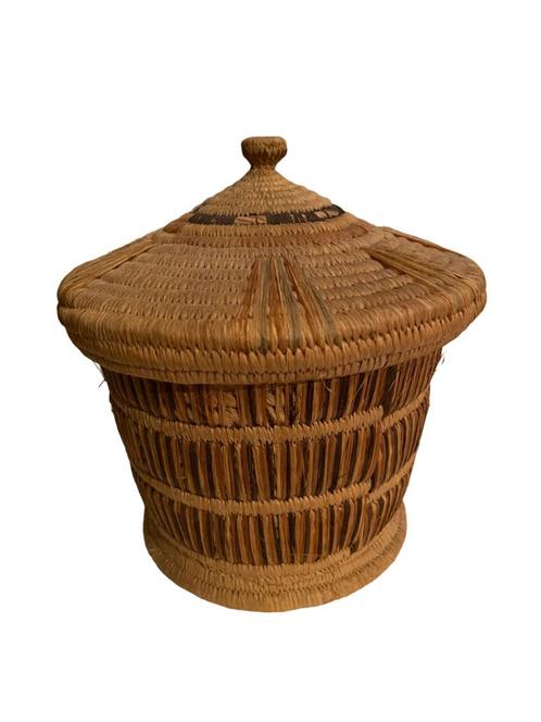 Ethisch Afrikaanse mand met deksel ( +/- 1950), Huis en Inrichting, Woonaccessoires | Schalen en Manden, Zo goed als nieuw, Mand