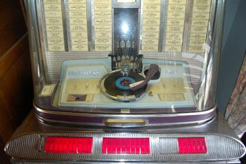 45t's rock around the jukebox beschikbaar voor biedingen