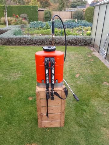 Birchmeier tuinsproeier. beschikbaar voor biedingen