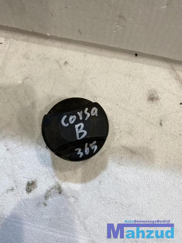 OPEL CORSA B Tankdop 1994-1999, Auto-onderdelen, Brandstofsystemen, Opel, Gebruikt