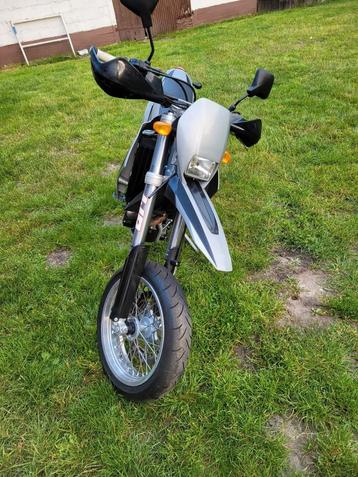 Ik koop alle modellen motoren beschikbaar voor biedingen