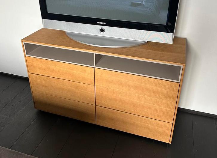 Treku TV meubel/ kast eik fineer - perfect, Huis en Inrichting, Kasten |Televisiemeubels, Zo goed als nieuw, Minder dan 100 cm