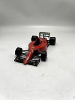 Formule 1 ferrari 541/2 rouge Burago, Ophalen of Verzenden, Zo goed als nieuw, Auto, Burago