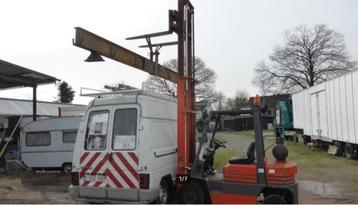 Kraanheffer van 5 ton met haken. 5,50mx12lx28cm H beschikbaar voor biedingen