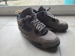 Air Jordan 4 - Rétro « Pierre des cavernes et noir », Enlèvement ou Envoi, Comme neuf, Brun, Jordan (Nike)