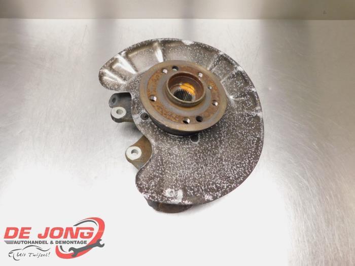 Fusee links-achter van een Mercedes ML-Klasse, Auto-onderdelen, Ophanging en Onderstel, Mercedes-Benz, Gebruikt, 3 maanden garantie