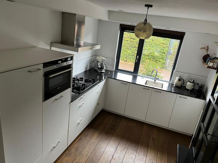 Complete Nette Hoekkeuken + Apparatuur + GEDEMONTEERD, Huis en Inrichting, Keuken | Complete keukens, Zo goed als nieuw, Hoekkeuken