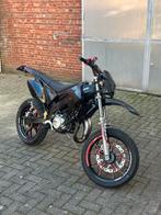 Motorhispania 50cc am6 2 takt, Fietsen en Brommers, Brommers | Derbi, Ophalen, Zo goed als nieuw