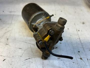 Triumph TR5-6 injectie pomp beschikbaar voor biedingen