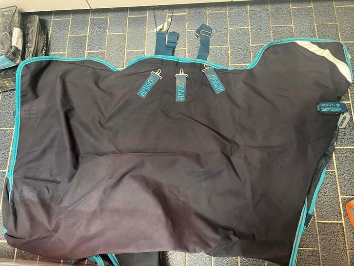 wind- en regendeken met afneembare nek blauw Horseware Amigo, Dieren en Toebehoren, Paarden en Pony's | Dekens en Dekjes, Gebruikt