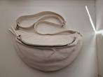 Sac banane en cuir blanc avec bandoulière, Enlèvement ou Envoi, Comme neuf, Blanc, Autres types