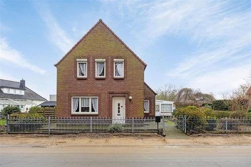 Huis te koop in Maaseik, 3 slpks, Immo, Huizen en Appartementen te koop, Vrijstaande woning, F