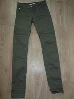 broek Only 34 in nieuwstaat (ev + t-shirt), Kleding | Dames, Broeken en Pantalons, Only, Ophalen of Verzenden, Zo goed als nieuw