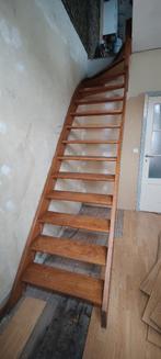 Trap bovenkwartsdraai naar rechts, Doe-het-zelf en Bouw, Ladders en Trappen, Ophalen, Trap, 2 tot 4 meter