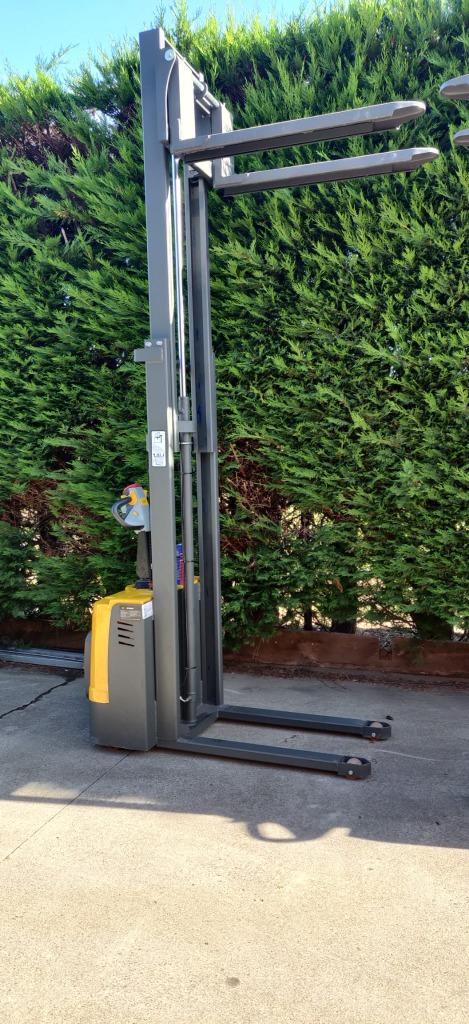 NIEUWE STAPELAAR MET 2 JAAR GARANTIE INCL LADER, Doe-het-zelf en Bouw, Gereedschap | Machine-onderdelen en Toebehoren, Ophalen of Verzenden