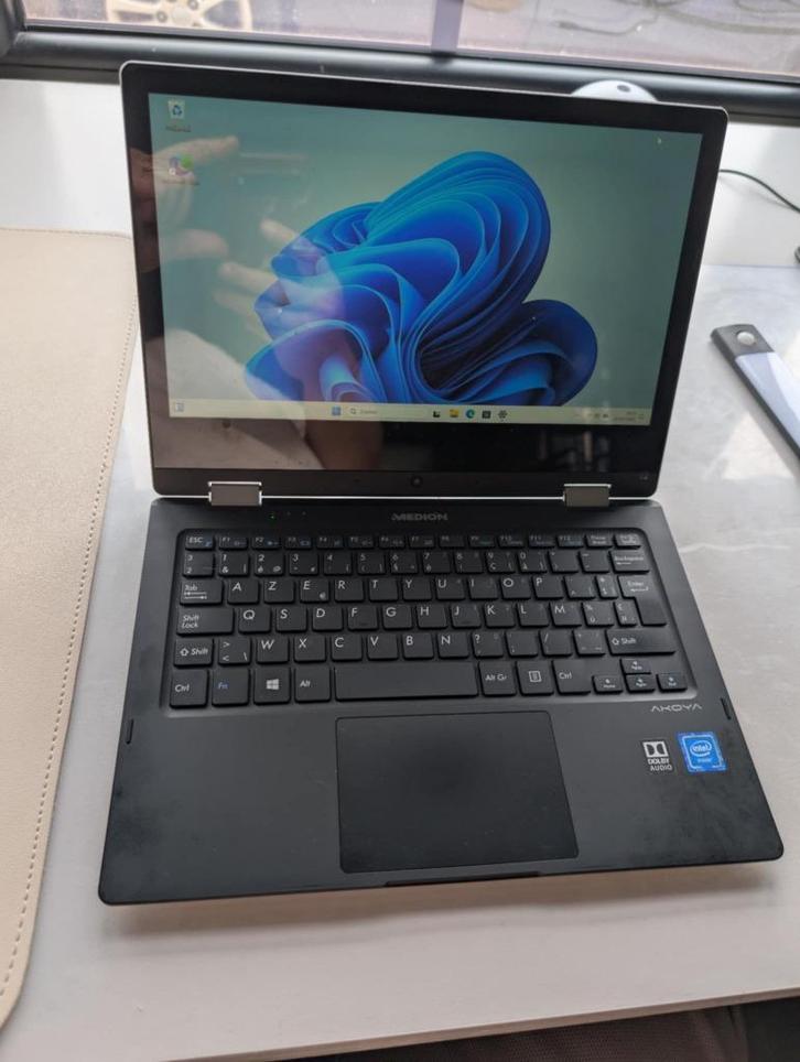 Medion Akoya E2292, Computers en Software, Windows Laptops, 11 inch, SSD, 4 GB, Azerty, Met touchscreen, Ophalen