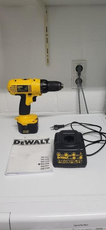 Dewalt snoerloze schroef en klopboormachine beschikbaar voor biedingen