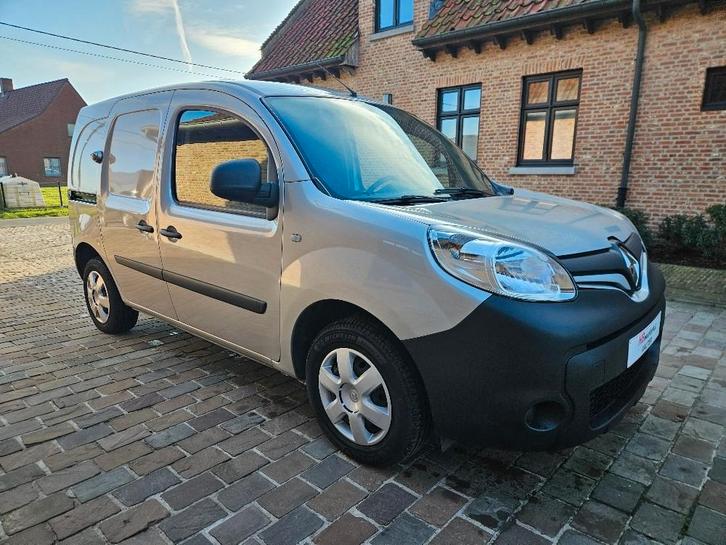 Renault Kangoo 1.5DCI AUTOMAAT 90PK AIRCO CRUISE 9711 EX BTW, Auto's, Bestelwagens en Lichte vracht, Bedrijf, Te koop, Used 1. Bestelwagens met ervaring.