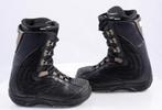 Chaussures de snowboard 37 38.5 EU DEELUXE BASIC R, noires, Sports & Fitness, Envoi, Utilisé, Chaussures
