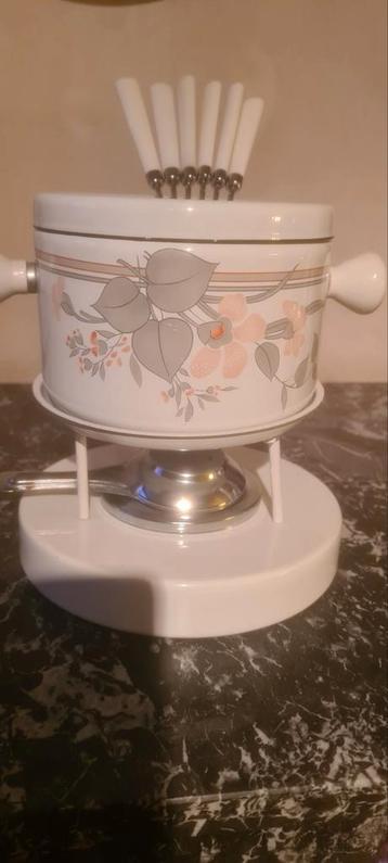 Fondueset- brander. beschikbaar voor biedingen