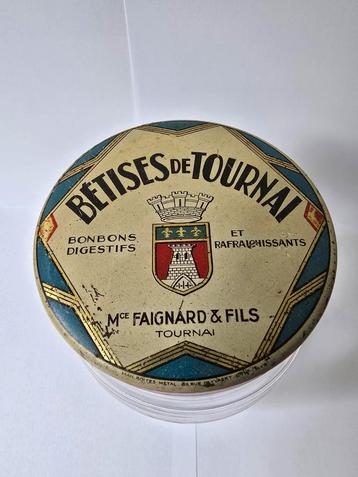 Oude snoeppot BETISES DE TOURNAI BONBONS FAIGNARD&FILS! beschikbaar voor biedingen