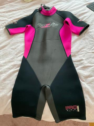 Wetsuit Shorty - 2mm - zomer - maat S beschikbaar voor biedingen