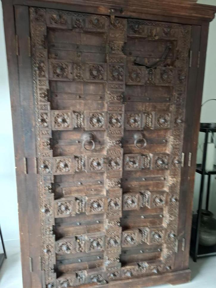Prachtige antieke kast uit teak met unieke Indische deuren, Antiek en Kunst, Antiek | Meubels | Kasten, Ophalen