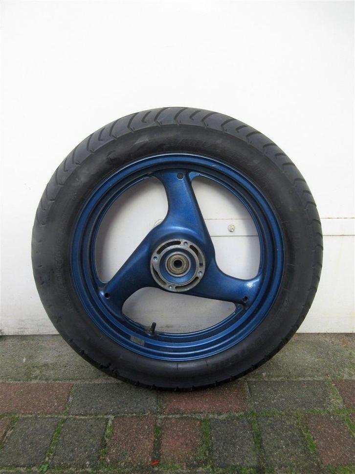 Suzuki GSX600 achter wiel achterwiel wit GSX 600 velg 600F, Motoren, Onderdelen | Suzuki, Gebruikt, Ophalen of Verzenden