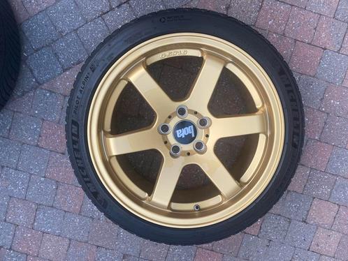 18" velgen met winterbanden Bola B1 goudkleurig, Auto-onderdelen, Banden en Velgen, Band(en), Winterbanden, 18 inch, 225 mm, Ophalen