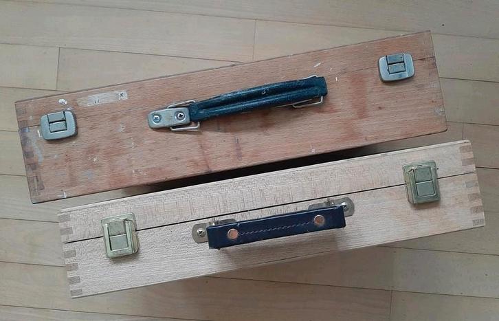 Schilderskoffer, twee stuks, Hobby en Vrije tijd, Schilderen, Gebruikt, Ophalen of Verzenden