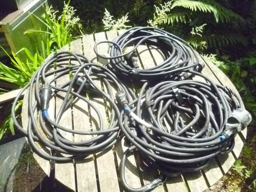 5 verleng kabel 3 x 2.5 mm, Doe-het-zelf en Bouw, Elektriciteit en Kabels, Gebruikt, Stekker, Ophalen of Verzenden