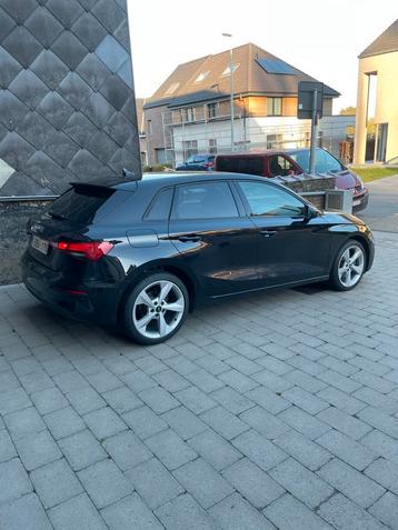 Audi A3 Sportback 37800km. Benzine. Onderhoudsboekje Audi beschikbaar voor biedingen