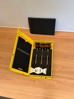 Unicorn Premier Dimitri Van Den Bergh 22 gram, Sport en Fitness, Darts, Ophalen of Verzenden, Zo goed als nieuw