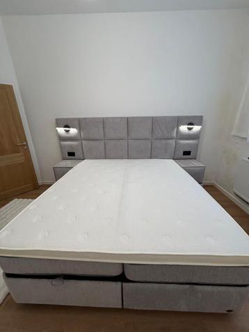 Lit double avec matelas, Enlèvement ou Envoi, Comme neuf