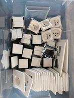 Lot interupteur et prise NIKO que couvercle, Enlèvement ou Envoi, Comme neuf