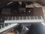 Korg PA1000 + Flight case, Muziek en Instrumenten, Keyboards, Ophalen, Zo goed als nieuw