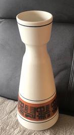 Duitse design vaas, Ophalen