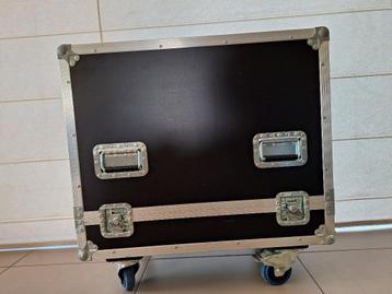 Innox flightcase voor 2x EV ZLX-12p of EKX-12p speakers beschikbaar voor biedingen