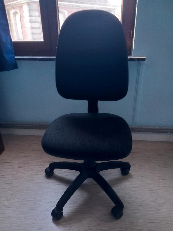 Chaise de bureau pivotante, Maison & Meubles, Chaises de bureau, Comme neuf, Chaise de bureau, Noir, Ergonomique, Enlèvement